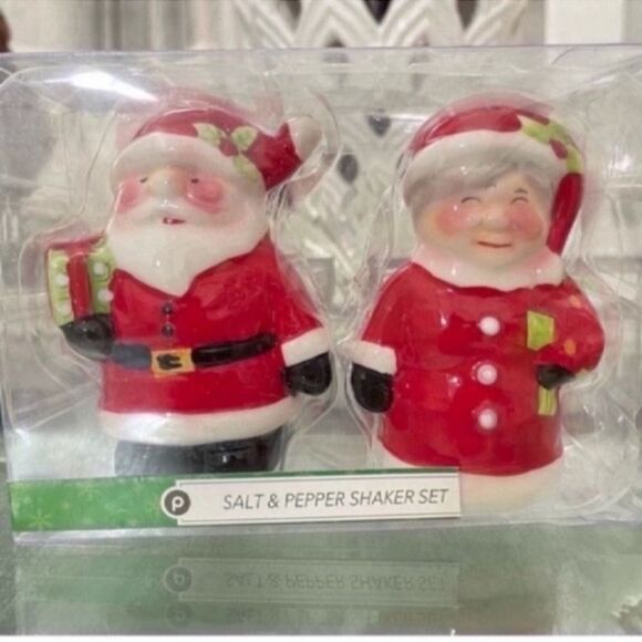 New Santa Claus Mrs Salt Pepper Shaker Set - Picture 7 of 7